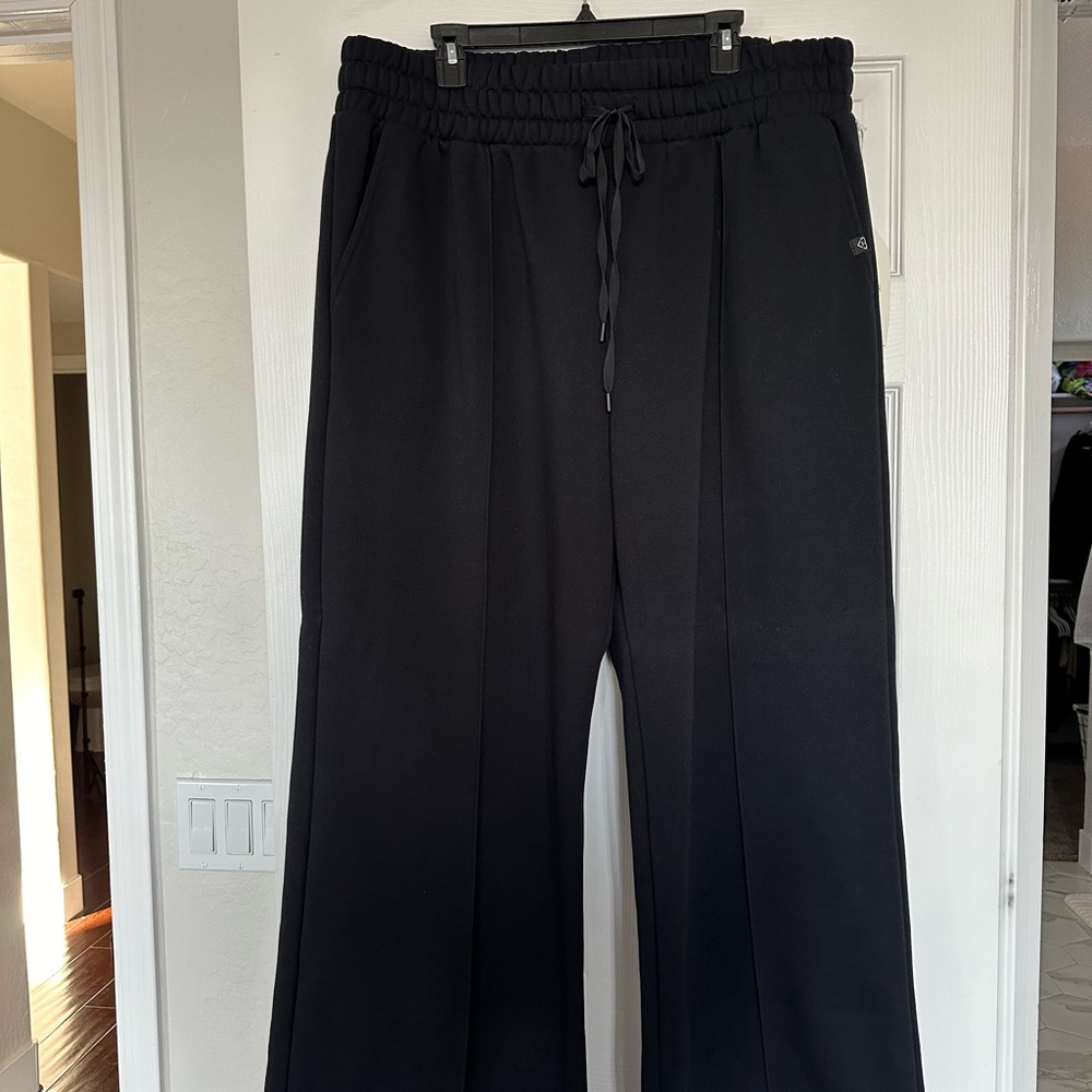 Target x Blogilates Sweatpants